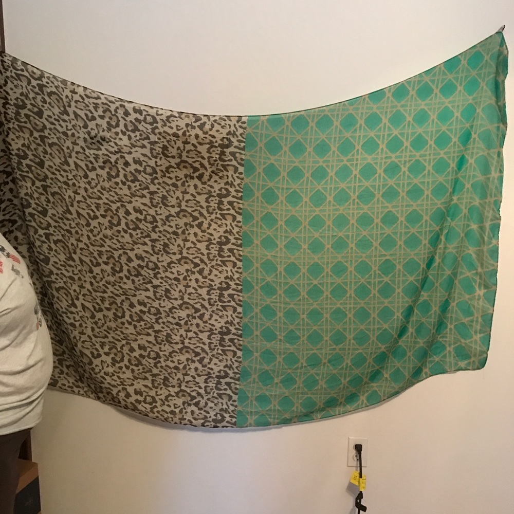 Xtra large scarf or cover up